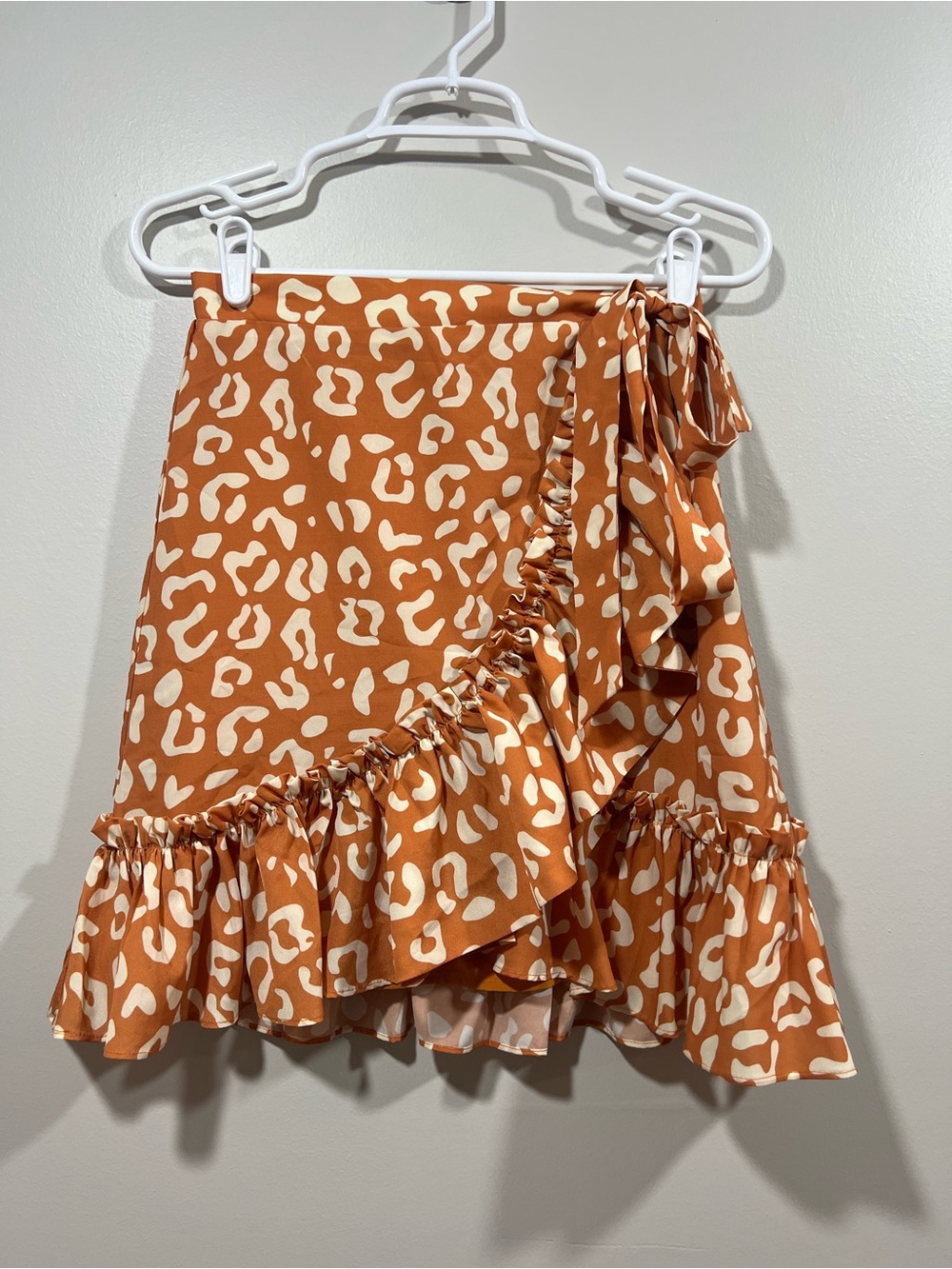 Hutch Rust Orange & Cream Leopard Print Ruffle Wrap Mini Skirt Size SP